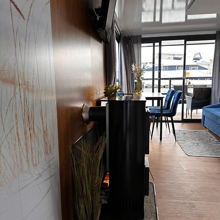 Premium Hausboot Trave Traum Appartement Lübeck Buitenkant foto